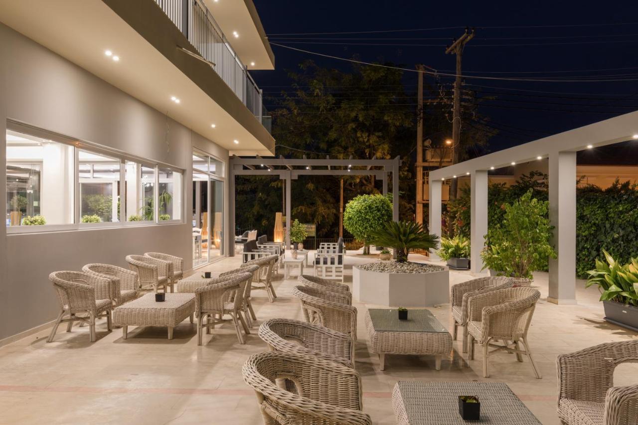 Melina Oasis Boutique Hotel Kassiopi Buitenkant foto