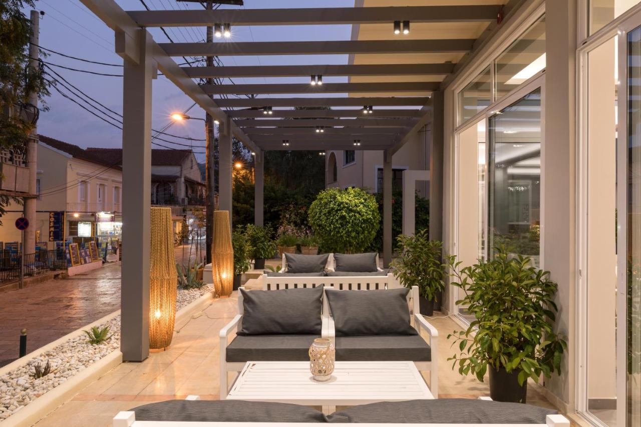 Melina Oasis Boutique Hotel Kassiopi Buitenkant foto
